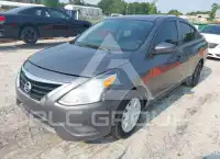 2019 Nissan VERSA фото