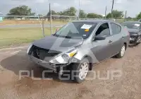 2019 Nissan VERSA photo