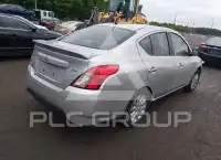 2019 Nissan VERSA фото