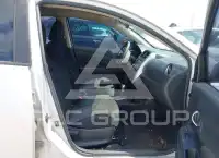 2019 Nissan VERSA фото