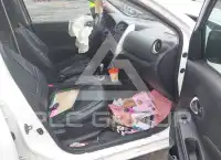 2019 Nissan VERSA photo