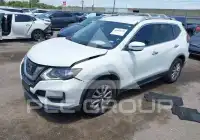 2019 Nissan ROGUE photo
