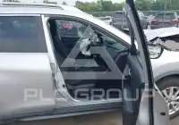 2019 Nissan ROGUE photo