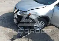 2019 Nissan ROGUE photo