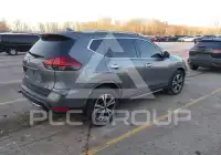 2019 Nissan ROGUE photo