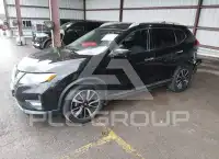 2019 Nissan ROGUE photo