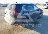 2019 Nissan ROGUE photo