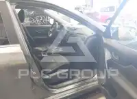 2019 Nissan ROGUE photo