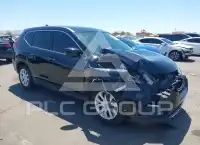 2019 Nissan ROGUE photo