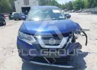 2019 Nissan ROGUE photo