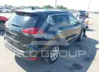 2019 Nissan ROGUE photo