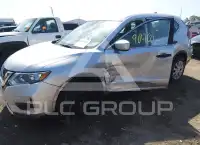 2019 Nissan ROGUE photo