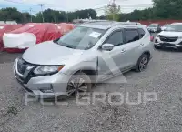 2019 Nissan ROGUE photo