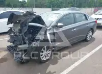2019 Nissan SENTRA фото