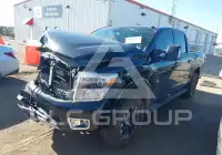 2019 Nissan TITAN photo
