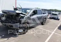 2019 Nissan TITAN фото