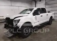 2019 Nissan TITAN photo