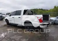 2019 Nissan TITAN фото