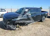 2019 Nissan TITAN фото