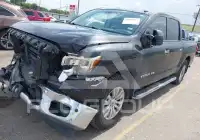 2019 Nissan TITAN фото