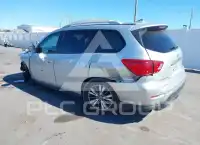 2019 Nissan PATHFINDER photo