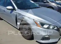 2019 Nissan ALTIMA photo