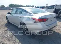2019 Nissan ALTIMA photo
