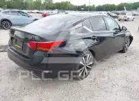 2019 Nissan ALTIMA photo