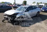 2019 Nissan ALTIMA фото