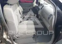 2019 Nissan FRONTIER photo