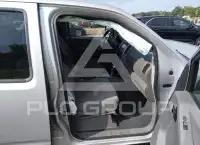 2019 Nissan FRONTIER photo