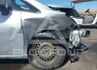 2019 Nissan VERSA фото