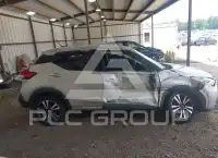2019 Nissan KICKS photo