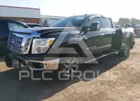 2019 Nissan TITAN photo