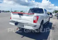 2019 Nissan TITAN фото