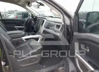 2019 Nissan TITAN фото