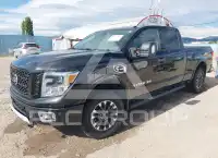 2019 Nissan TITAN photo