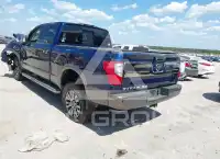 2019 Nissan TITAN фото
