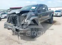 2019 Nissan TITAN фото