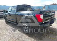 2019 Nissan TITAN photo