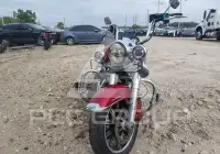 2019 Harley-Davidson FLHR photo