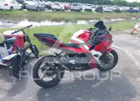 2019 Kawasaki EX400 photo