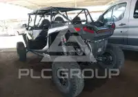 2019 Polaris Rzr photo