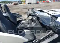 2019 Polaris Slingshot photo