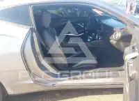 2019 Chevrolet Camaro photo