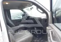 2019 Chevrolet Express фото
