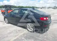 2019 Chevrolet Cruze photo