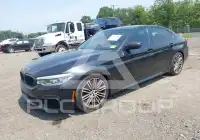 2019 BMW 550M фото