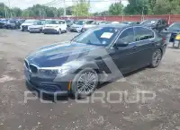 2019 BMW 523 photo