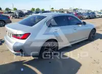 2019 BMW 330 photo